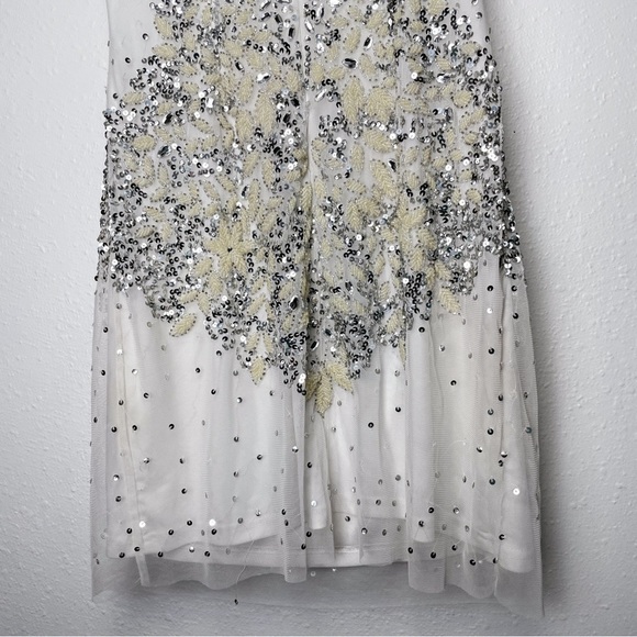 Adrianna Papell Mini Bridal Sleeveless Scoop Neck Beaded Sheath Dress | Sz. 12 - Picture 15 of 16